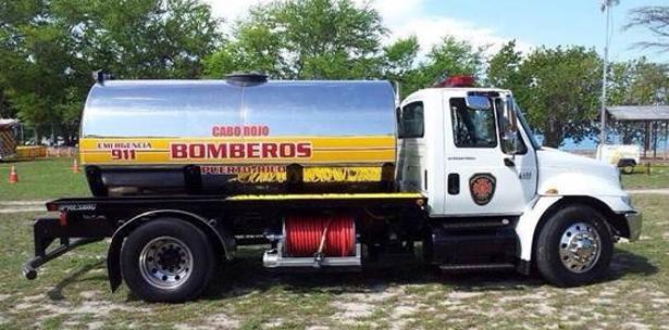 Suspenden Comandante de Bomberos que ordenó cambiar neumáticos a camión accidentado en Yabucoa