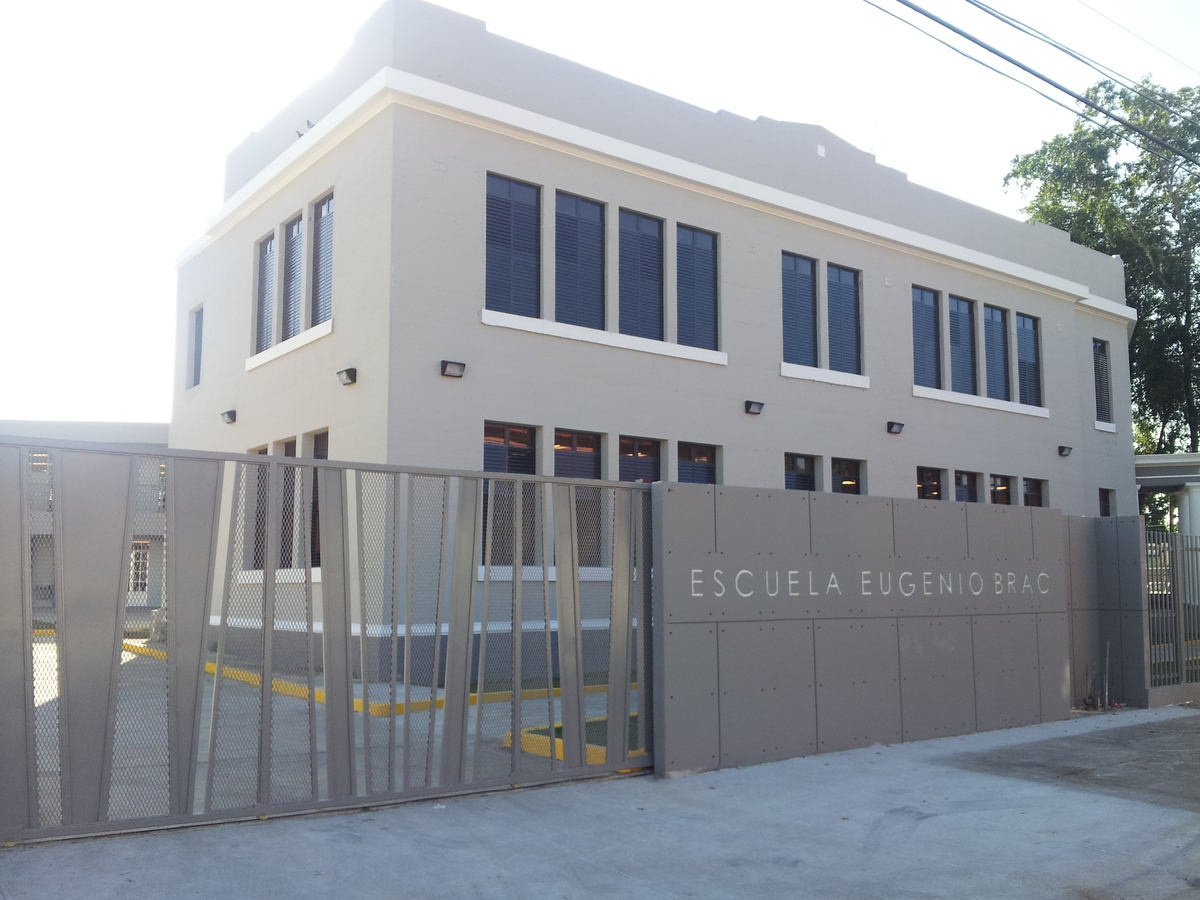 Madre agrede a directora escolar en Naguabo