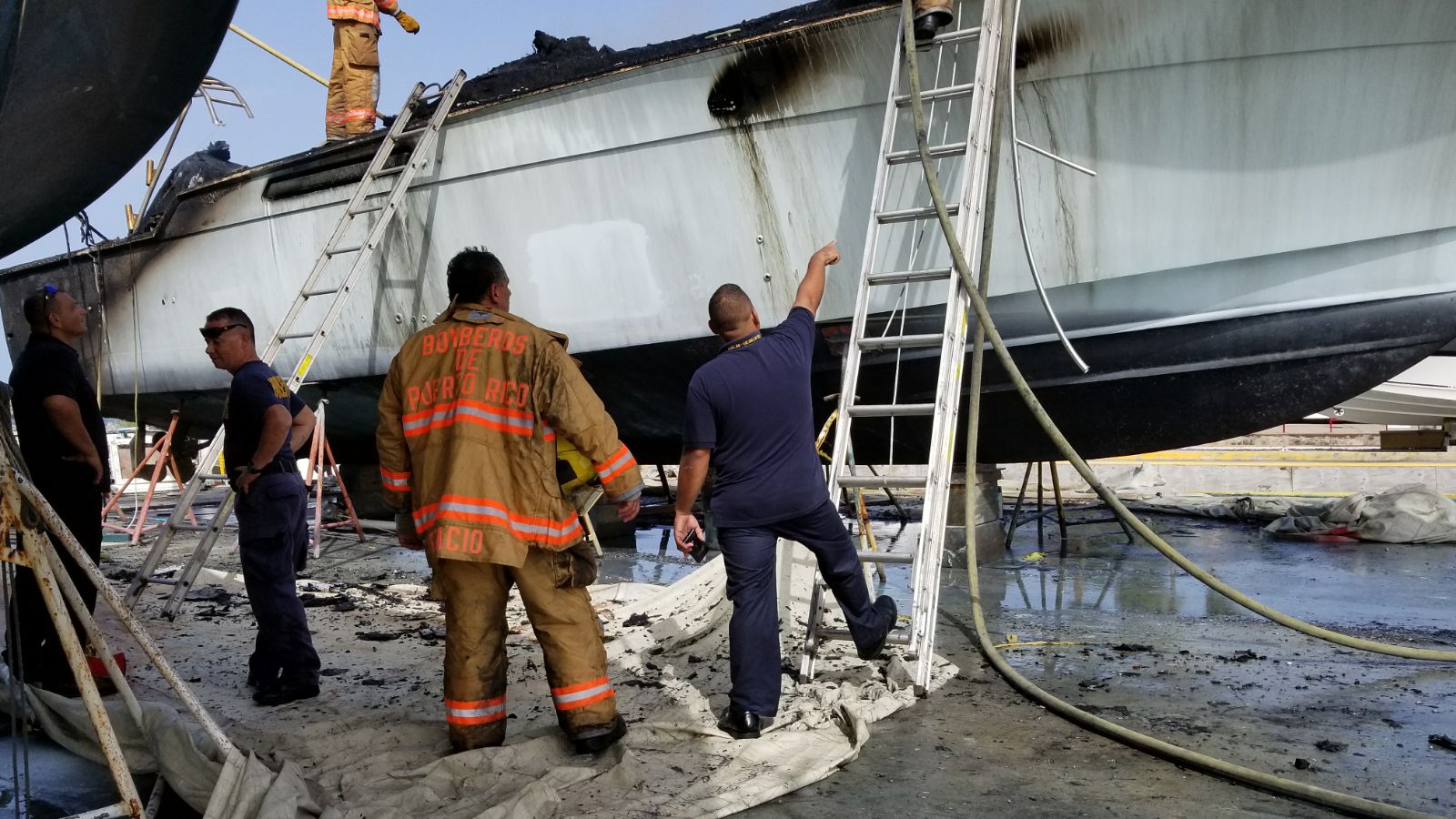 Se incendia nuevamente lancha en Palmas del Mar