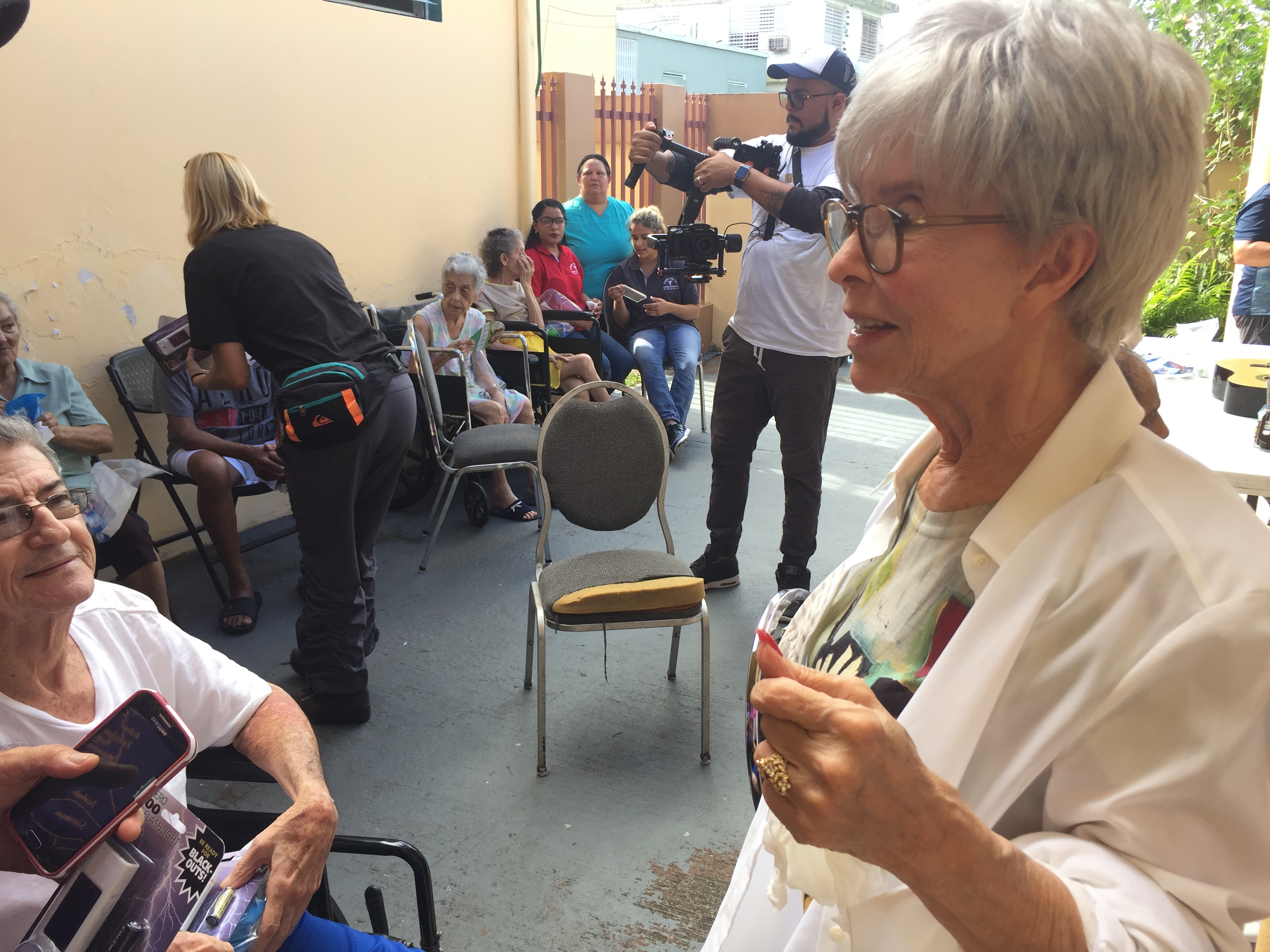 Con rabia Rita Moreno por la inacción gubernamental en Humacao