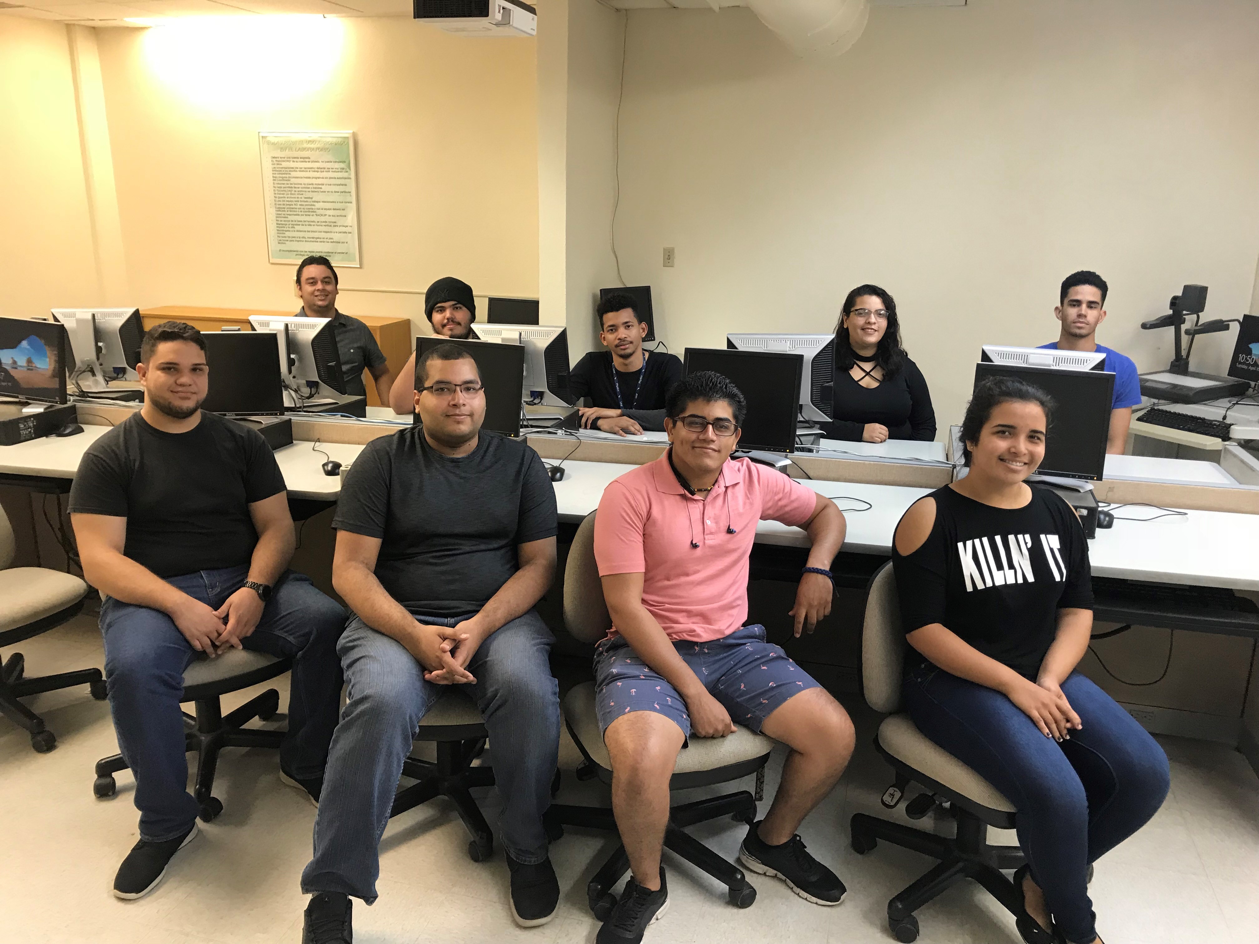 Estudiantes de UPRH logran internado en Penn State