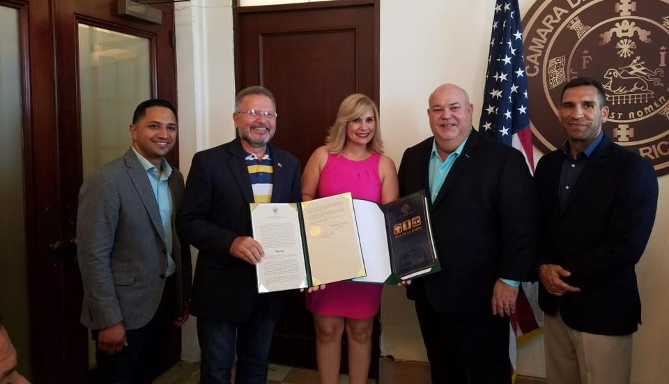 Cámara de Representantes rinde homenaje a la Radio