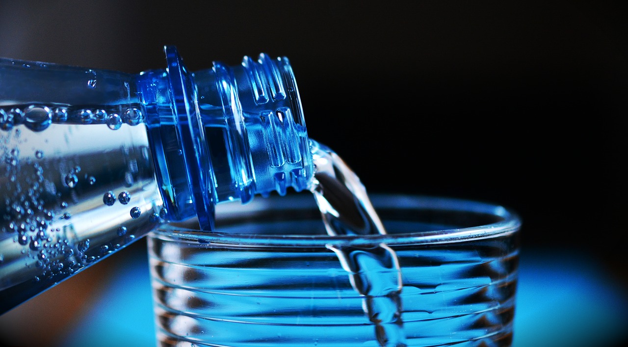 Recomendaciones para el manejo de agua embotellada
