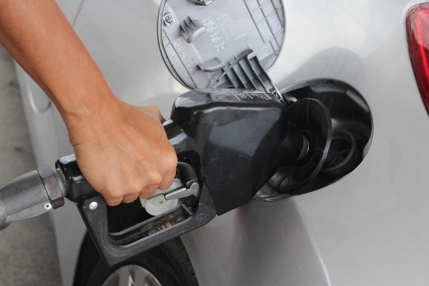 Asociación de Detallistas advierte gasolineras podrían cerrar este fin de semana