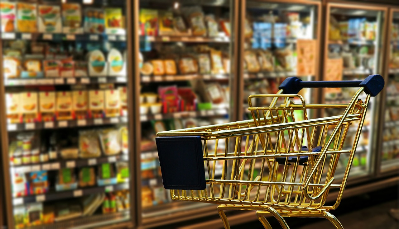 Comerciantes locales se visten de naranja con ofertas navideñas