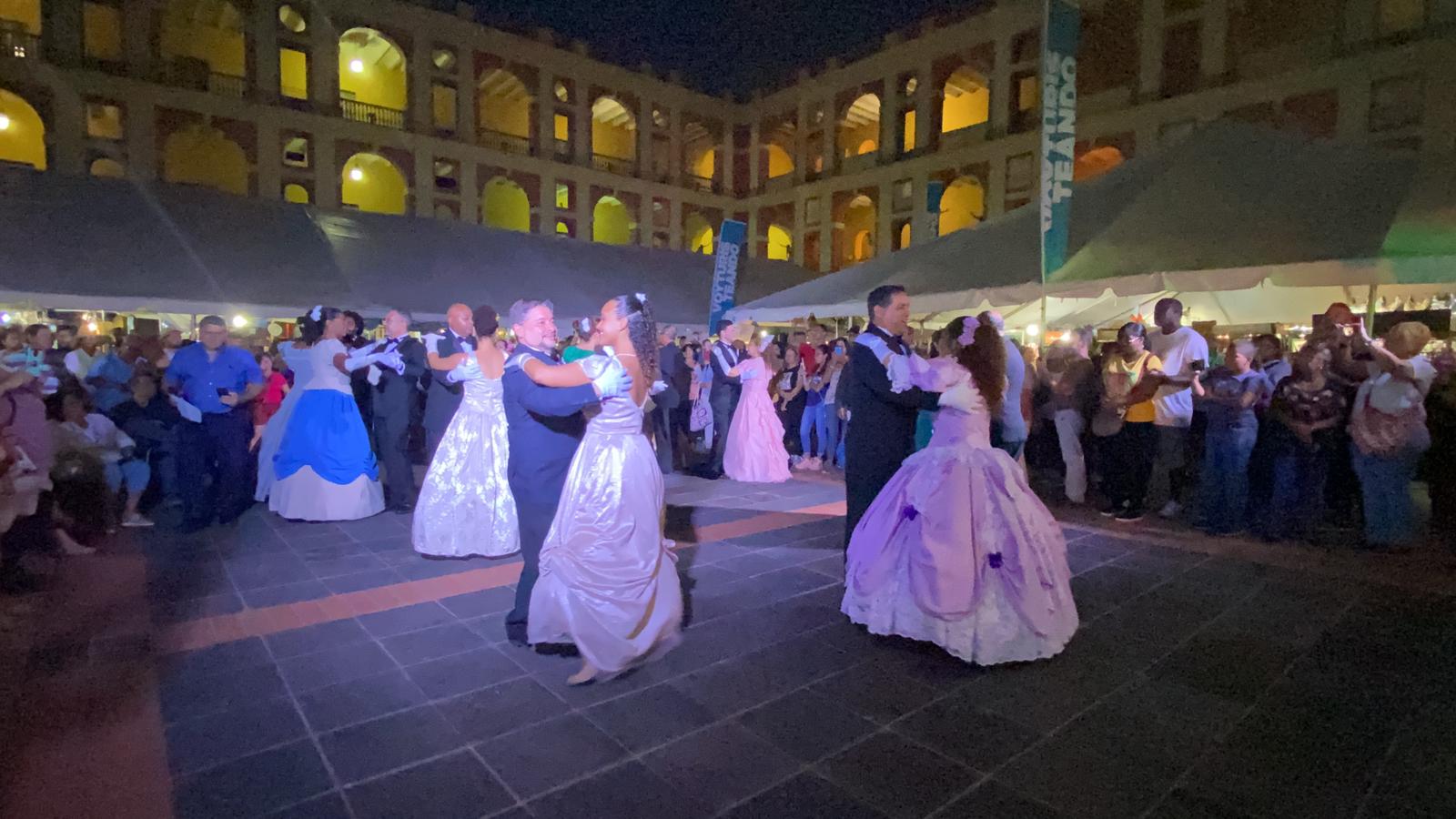 Se activa el Grupo Baile de Época de Puerto Rico