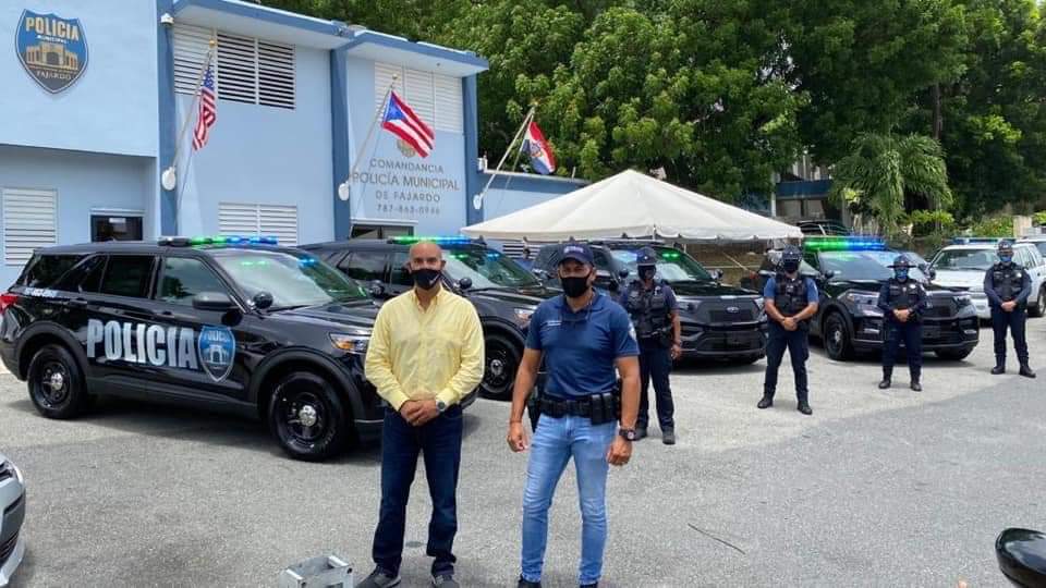 Entregan cuatro patrullas a la Policía municipal de Fajardo