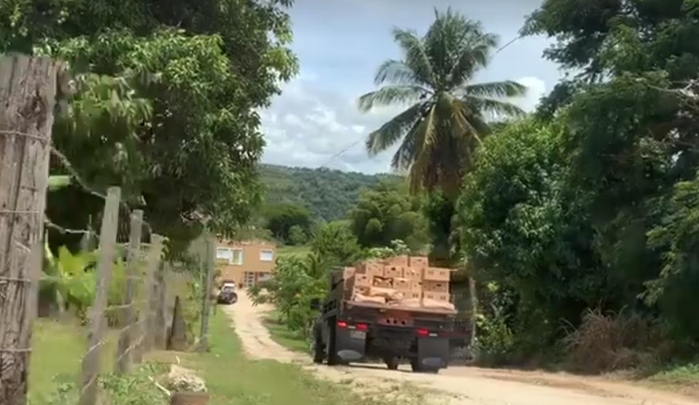 Controversia en Yabucoa con la distribución de alimentos y el exalcalde