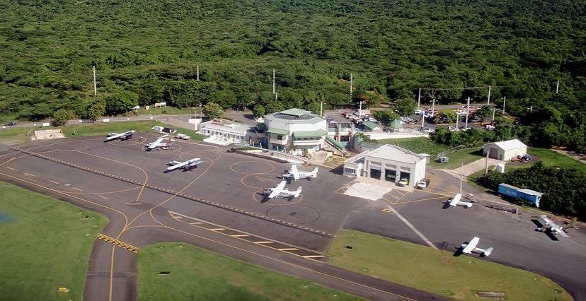 En seis meses reparación permanente en el techo del aeropuerto regional de Vieques
