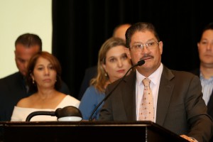 Industriales reaccionan al caos electoral con las primarias
