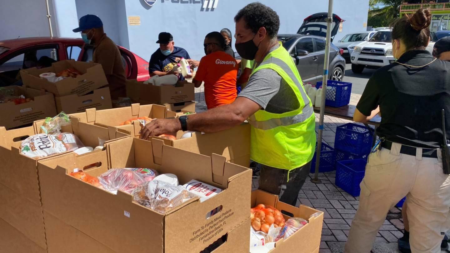 Anuncia plan piloto de entrega de alimentos en Juncos y Las Piedras