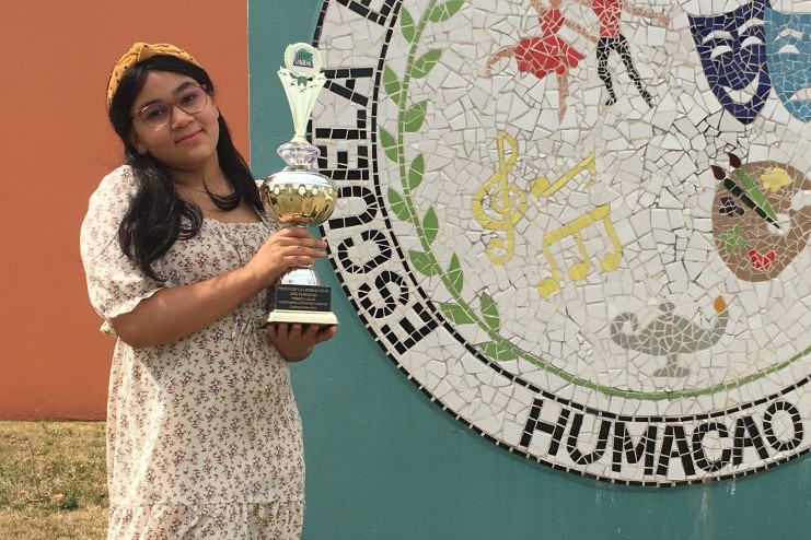 Estudiante de Humacao se destaca en competencias nacionales de matemáticas y literatura