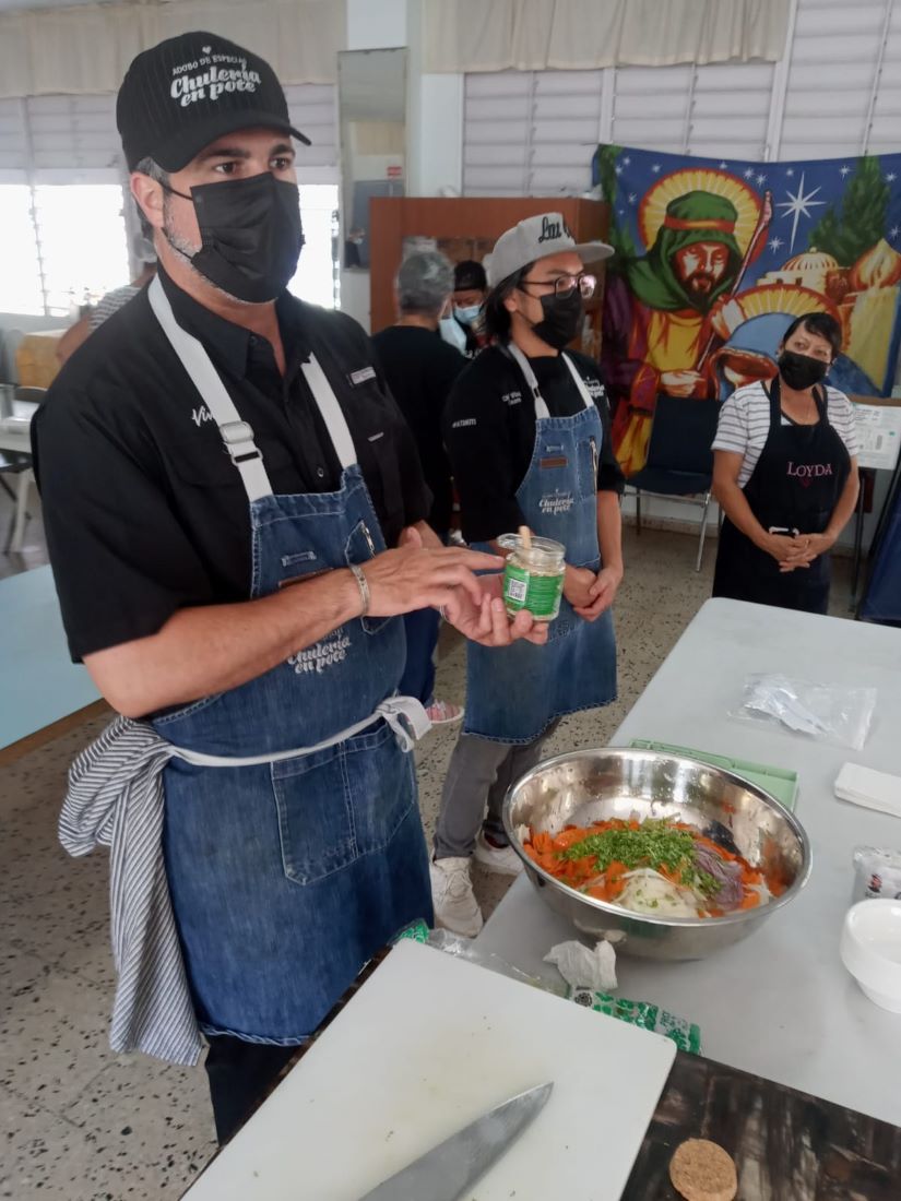 Chef Vivoni comparte receta en solidaridad con el Comedor de Bien en Naguabo
