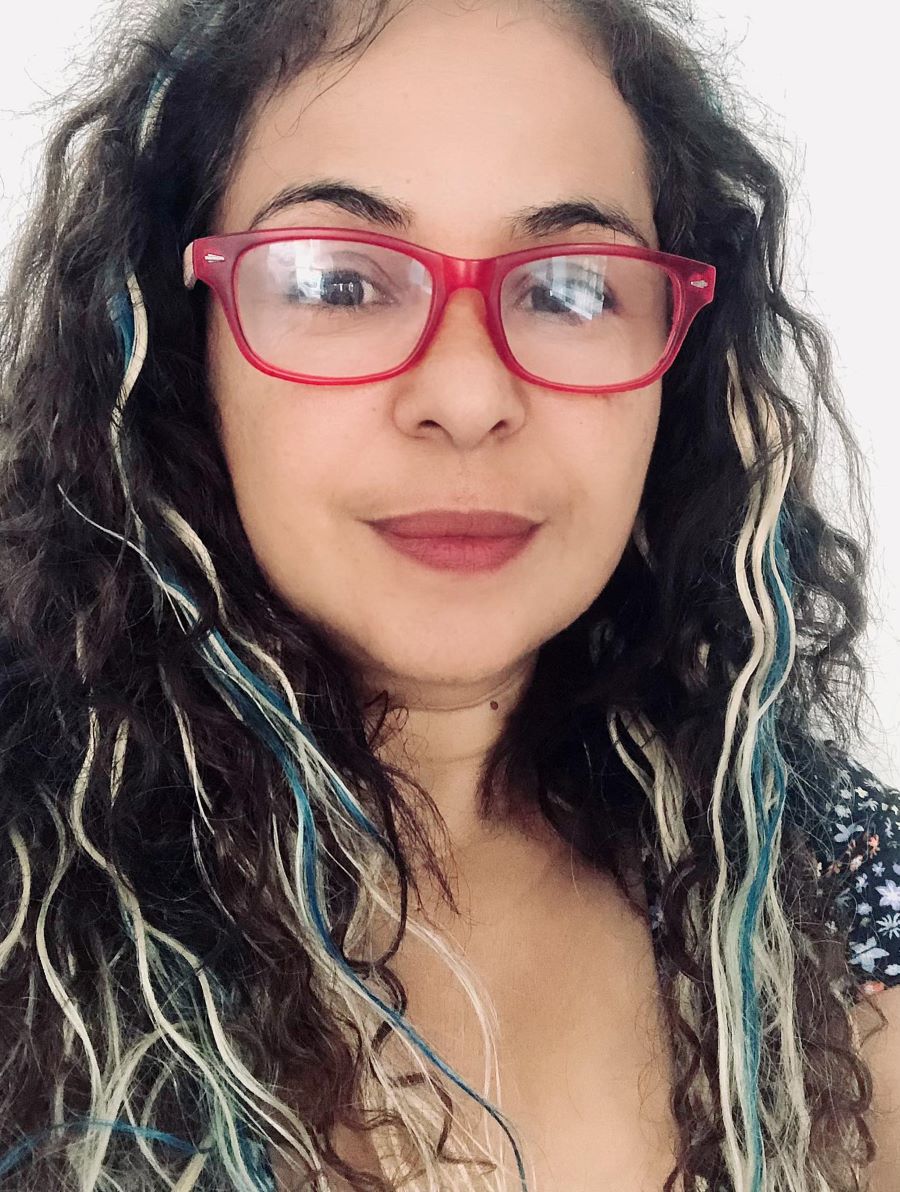 Profesora de la UPR Humacao presenta libro sobre puertorriqueños torturados