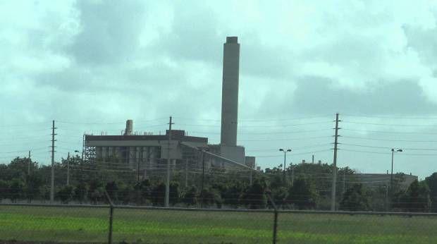 Piden que gobierno no acceda a rescate de AES-PR
