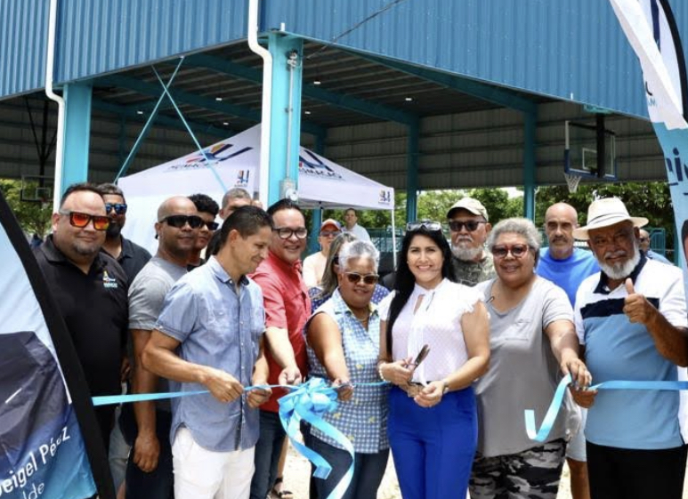 Verde Mar celebra reinauguración de cancha recreativa