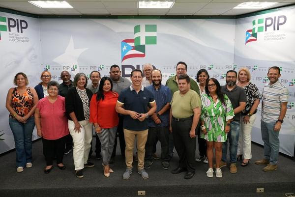 Adiestran a legisladores independentistas municipales