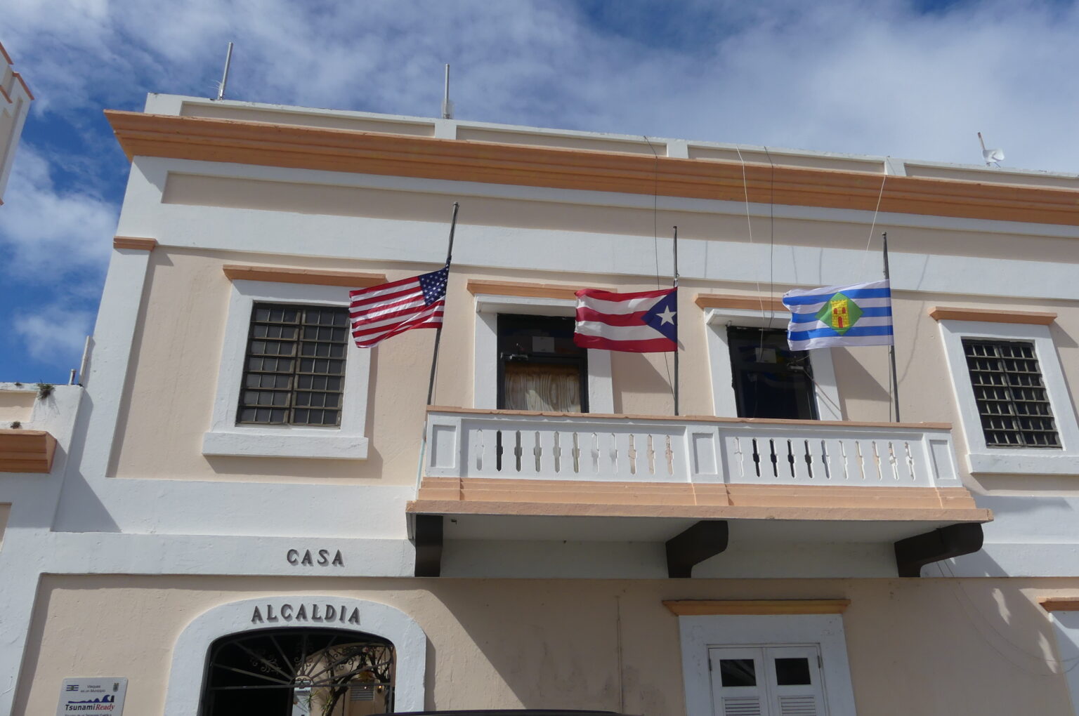 Escalan taller municipal de Vieques