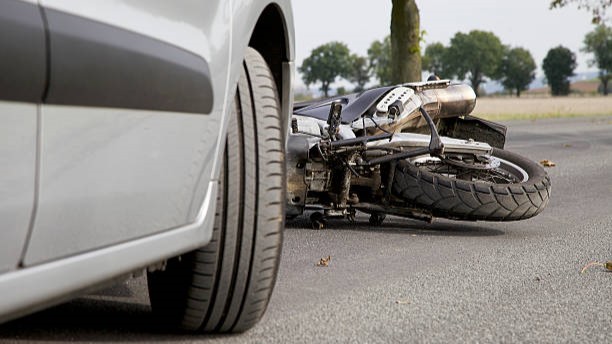 De cuidado motorista accidentado en Humacao