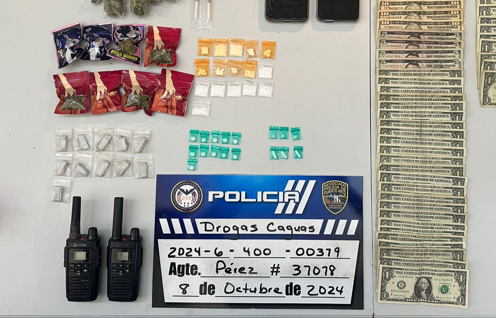 Intervienen con un menor y varios adultos por drogas en Caguas y San Lorenzo