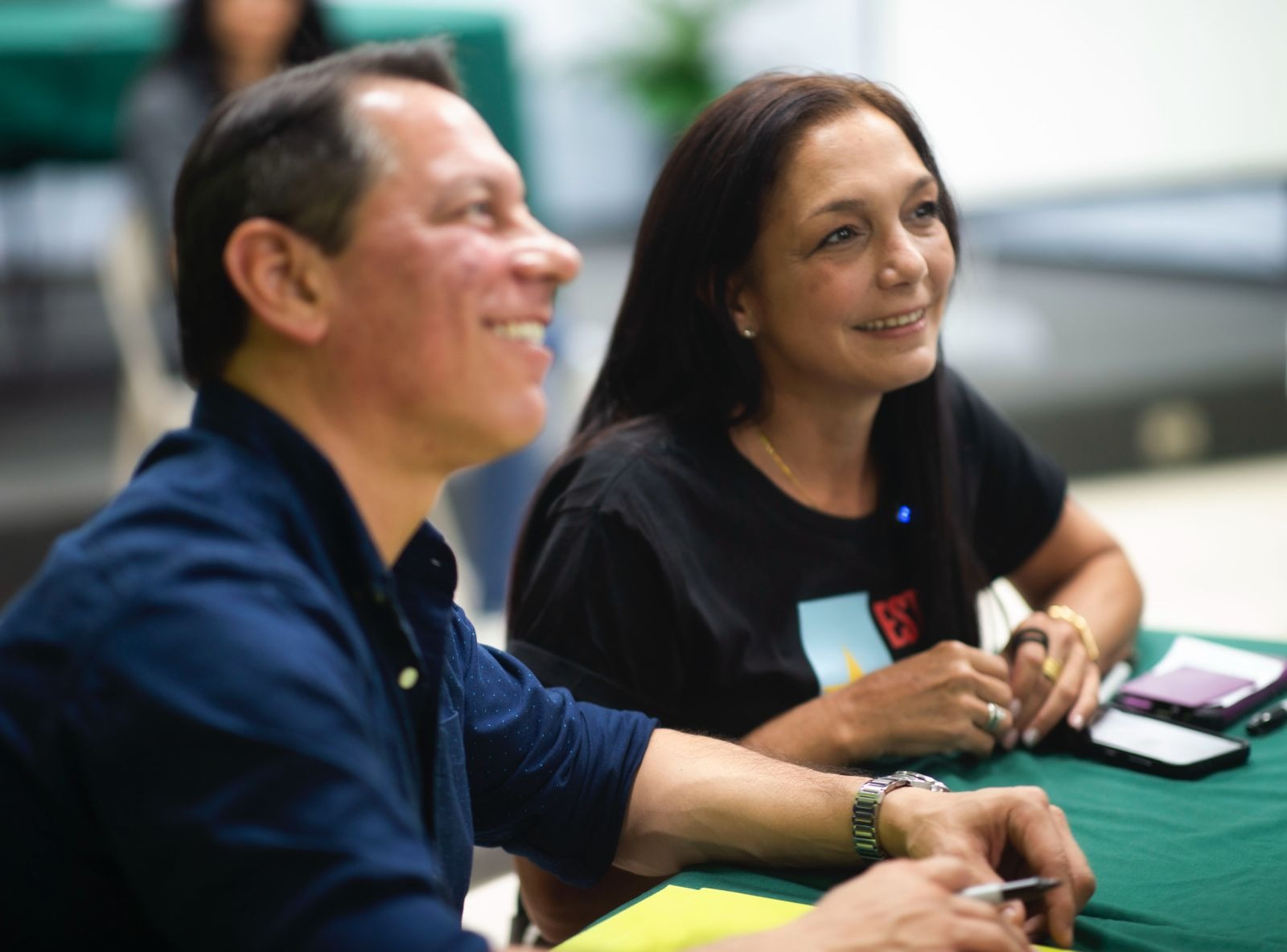 Esposa de Juan Dalmau enfrenta delicado estado de salud tras sufrir una hemorragia cerebral