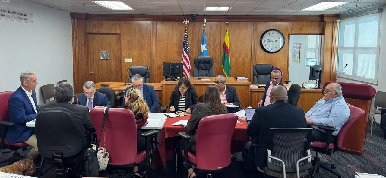 Citan al alcalde de Humacao a vistas públicas de transición