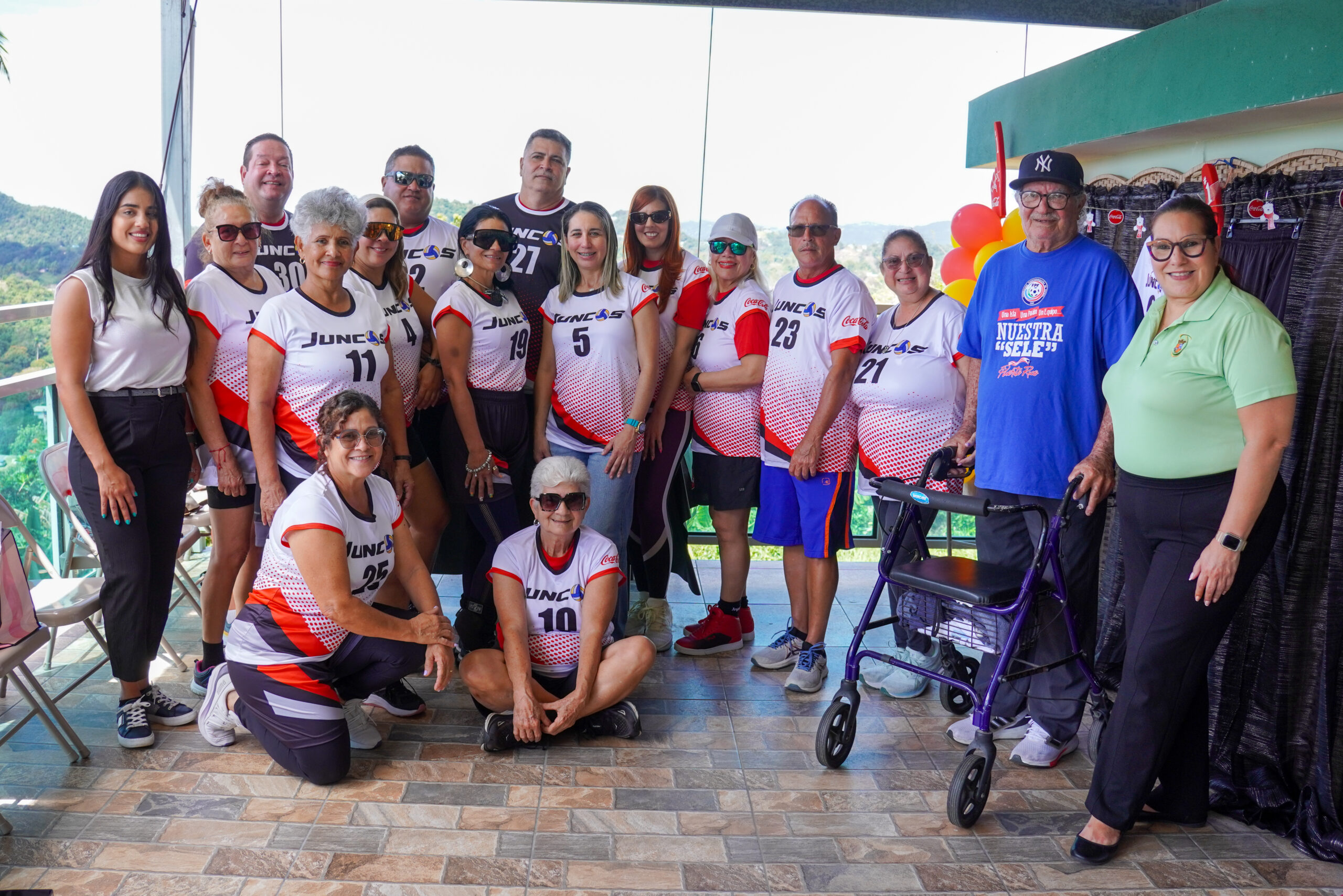 Equipo de Voleibol adaptado de Juncos se prepara para su juego inaugural en Gurabo