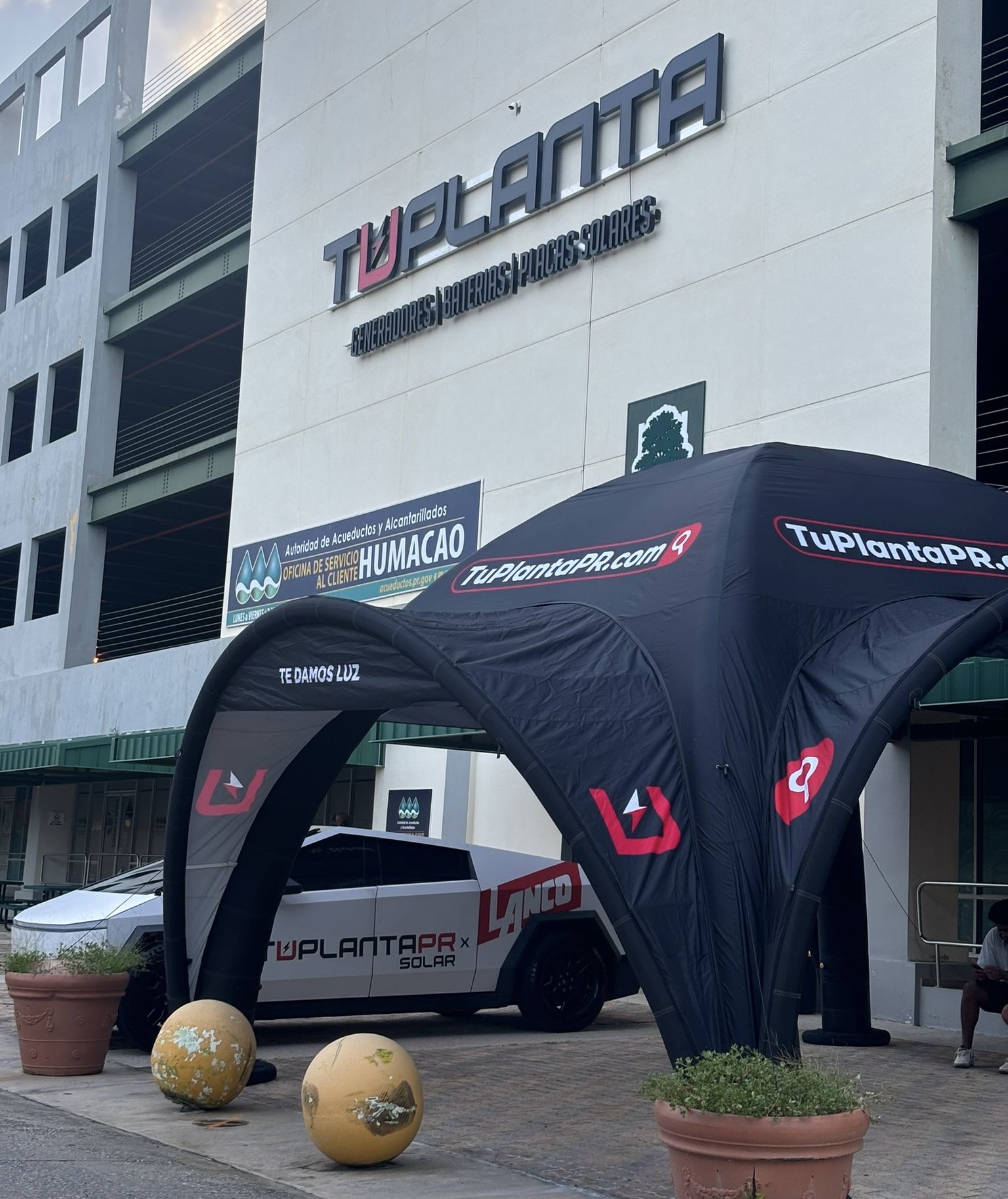Tu Planta PR y HH Distributors celebran gran apertura en Humacao 