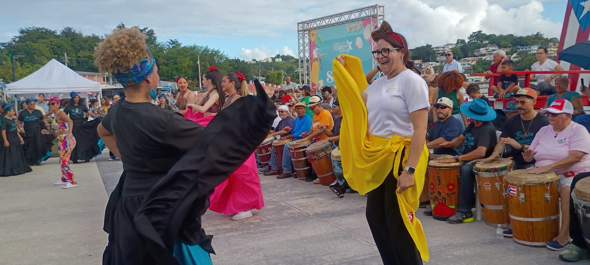 Naguabo Somos Todos celebra el 5to Bombazo de Gratitud en el Malecón de Naguabo