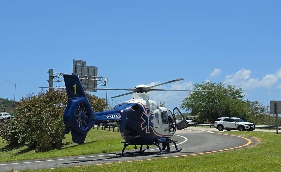 Trasladado al Centro Médico hombre que impactó valla de metal en Daguao