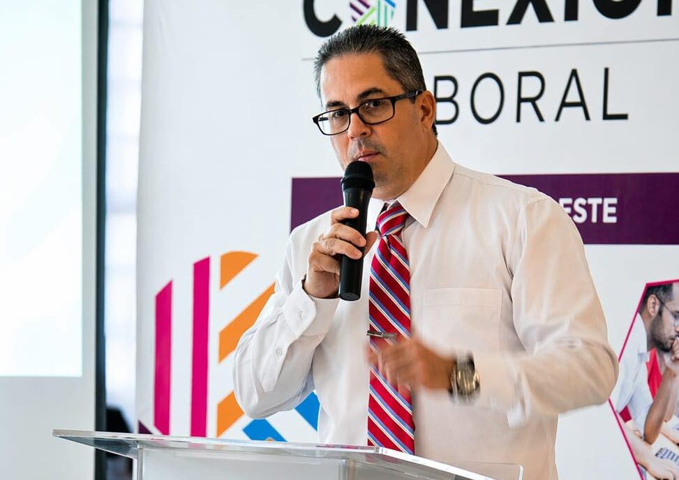 Alejandro Martínez anuncia su aspiración a la presidencia del Partido Nuevo Progresista en Humacao