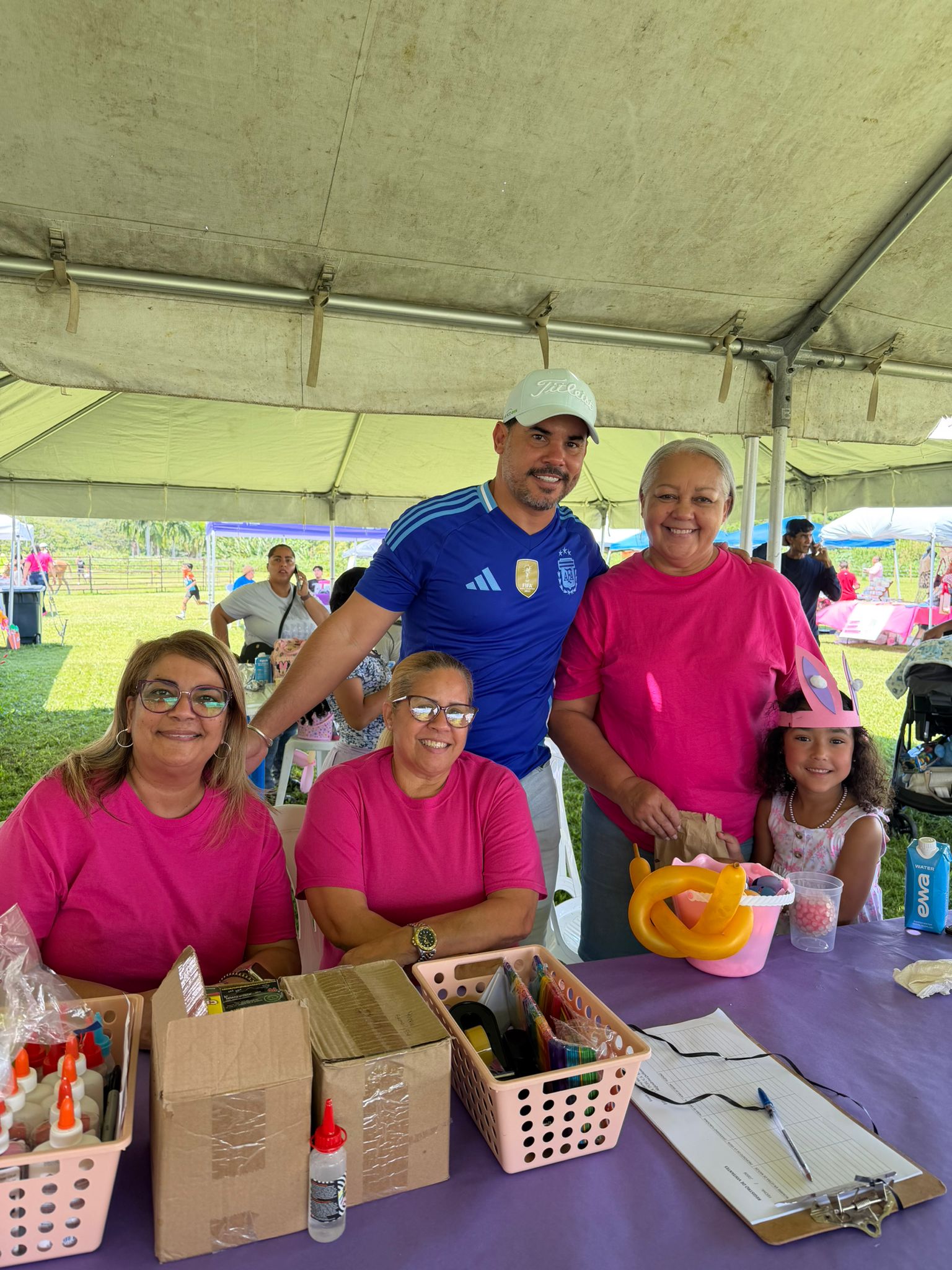 Niños de Ceiba celebran Día de Pascua con alegría y diversión