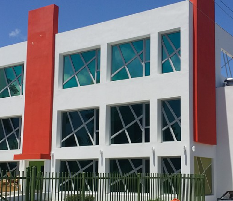 Humacao Community College mantiene matrícula abierta y destaca su programa de electricidad con energías renovables