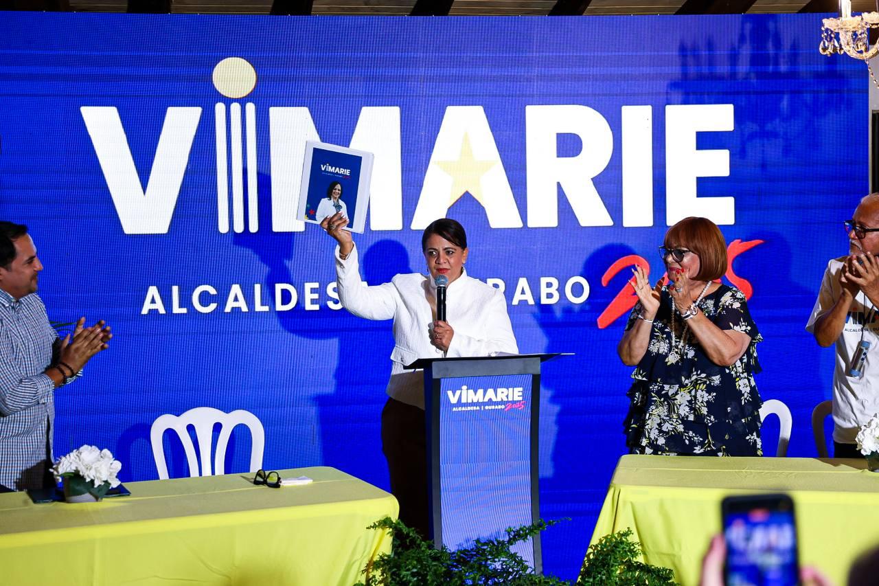 Representante Peña Dávila oficializa candidatura para alcaldía de Gurabo
