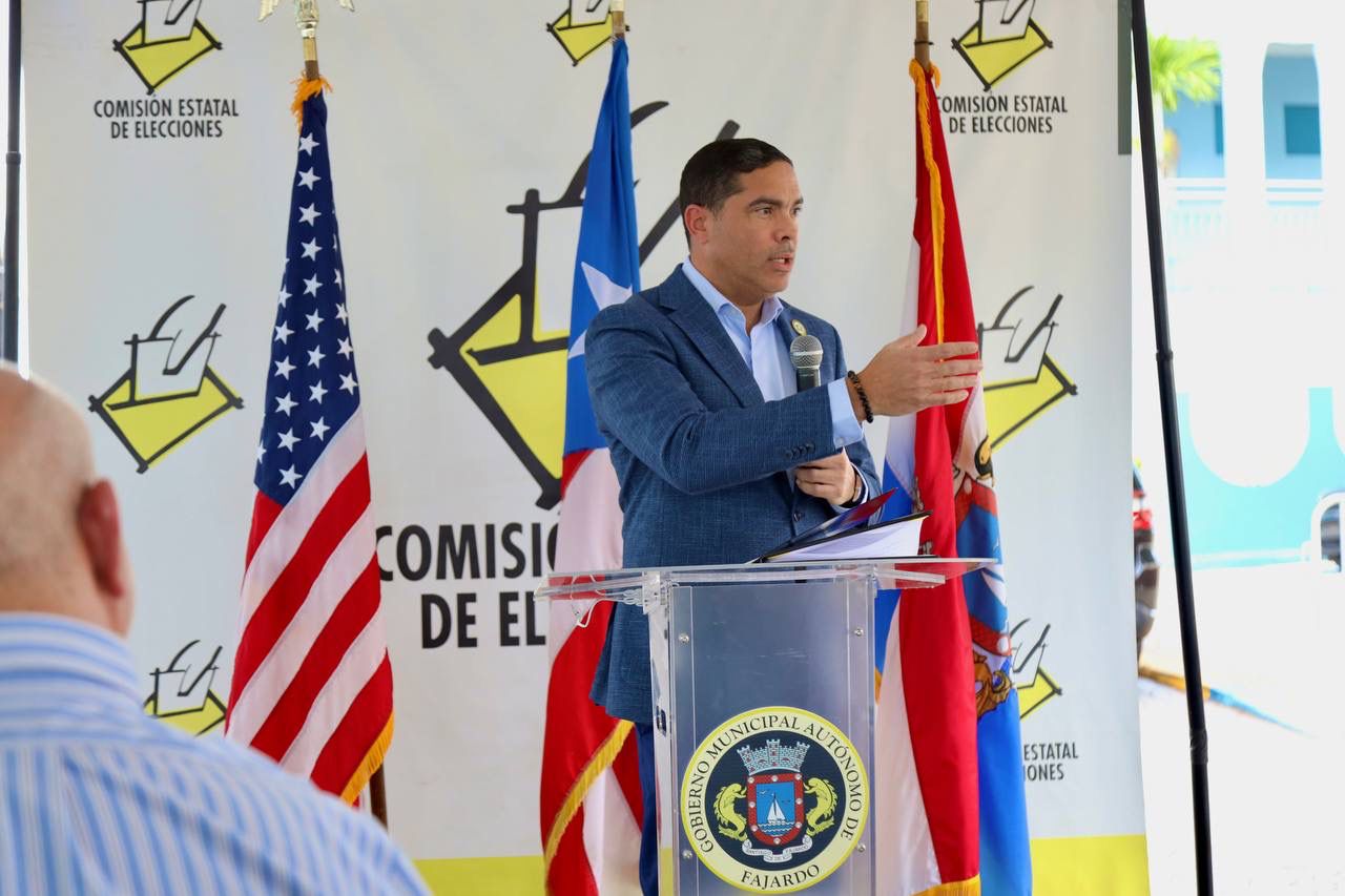 Inauguran centro de servicios al elector en Fajardo