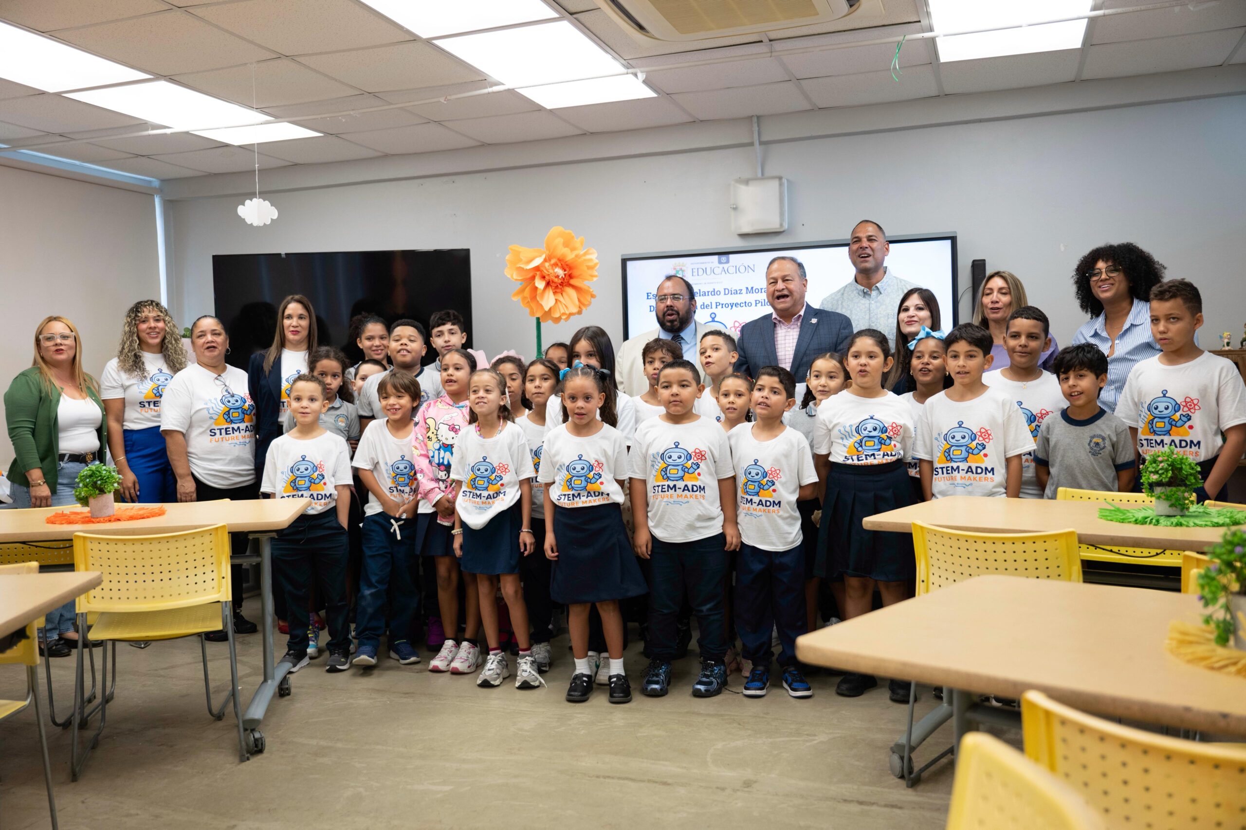 Caguas se une a proyecto piloto en escuela Abelardo Díaz Morales